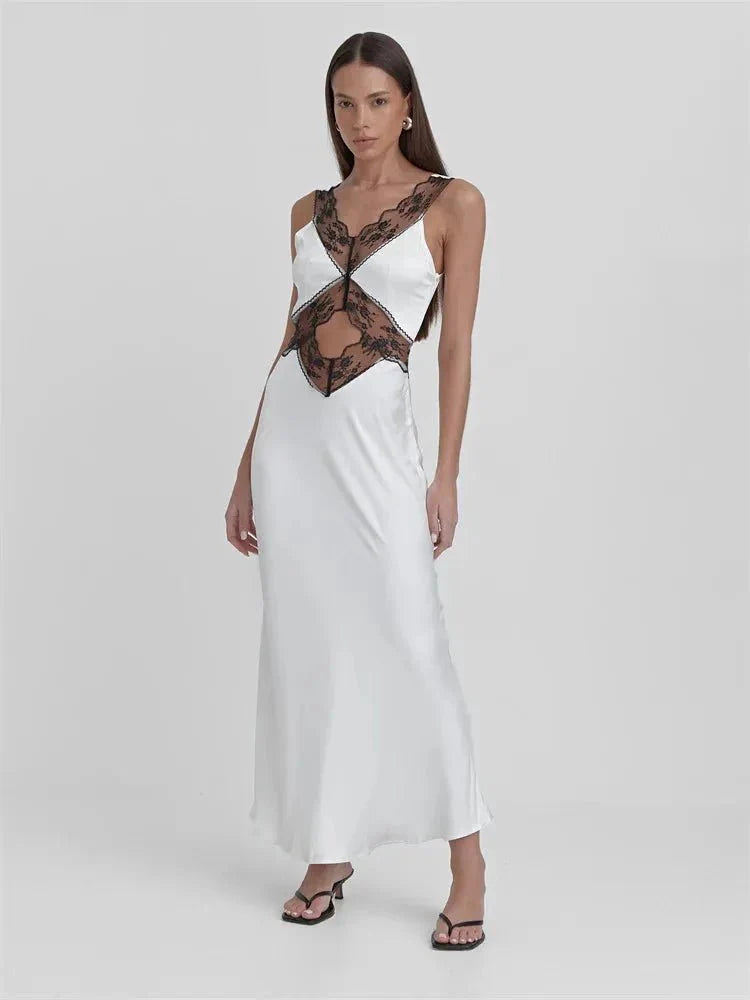 Vestido Longo em Cetim com Recortes e Renda Floral Libra - Ziora