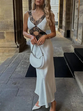 Vestido Longo em Cetim com Recortes e Renda Floral Libra - Ziora