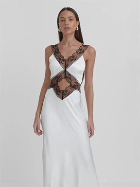 Vestido Longo em Cetim com Recortes e Renda Floral Libra - Ziora